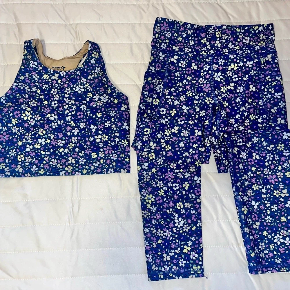Old Navy Blue and Purple Floral Tank and Leggings Active Set EUC